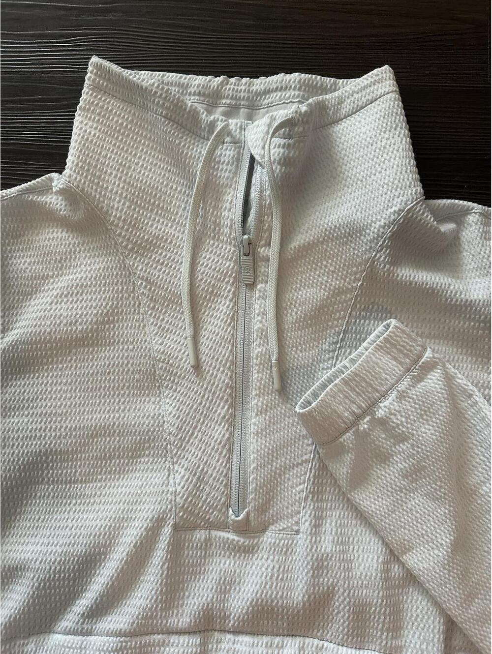 White lululemon small quarter zip waffle print jacket